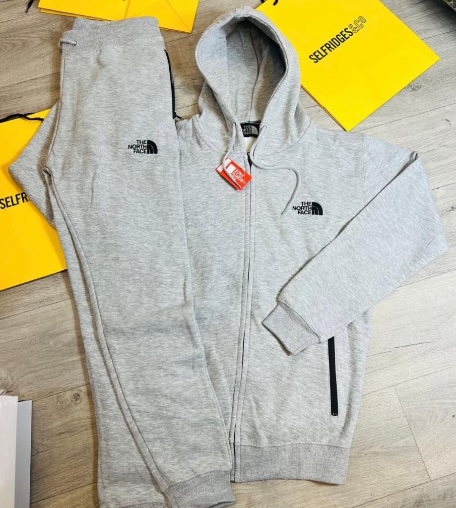 mens north face tracksuit